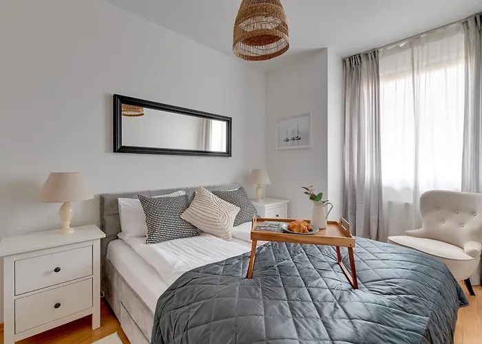 Lion Apartments - Amalfi Quiet Family 3 Bedr Apartment